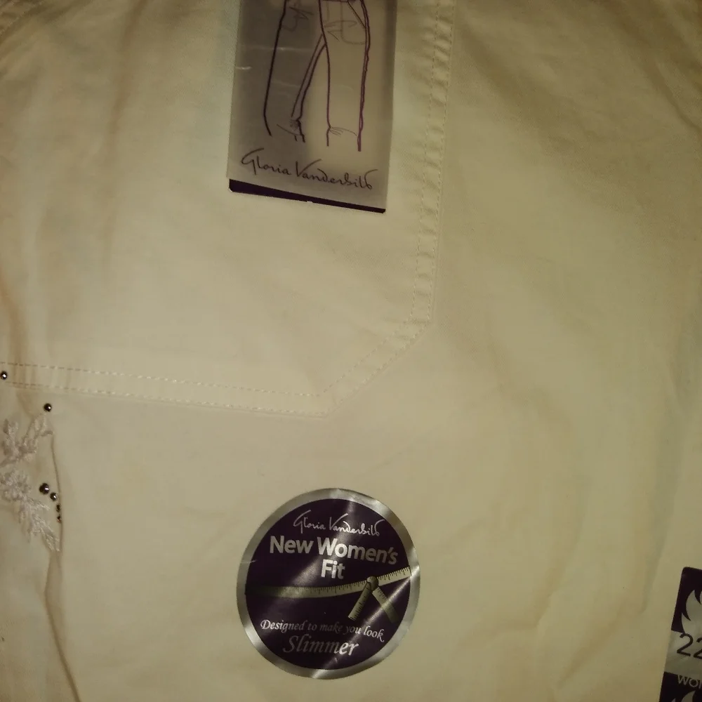 Gloria Vanderbilt plus size - Picture 4 of 7